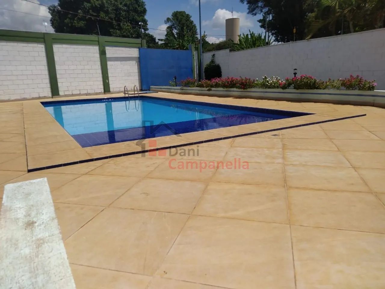 Apartamento de 2 dormitórios com armários e sacada em Jardim Canadá - Foto 5