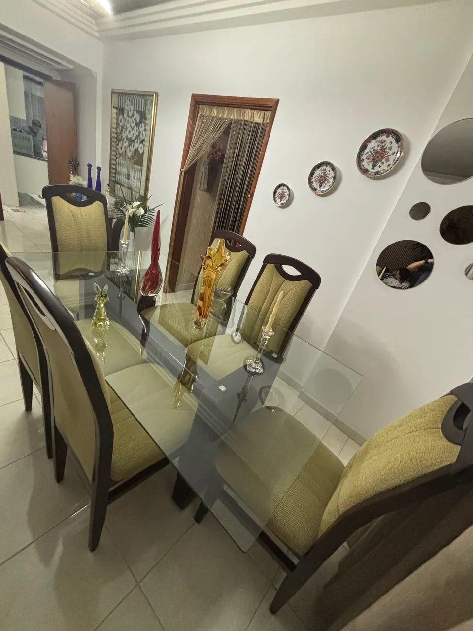 Mesa de vidro com 6 cadeiras - Foto 3