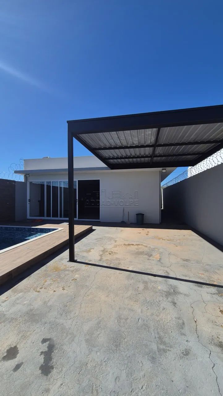 Casa térrea, dois dormitórios, com piscina - Piratininga - Foto 2