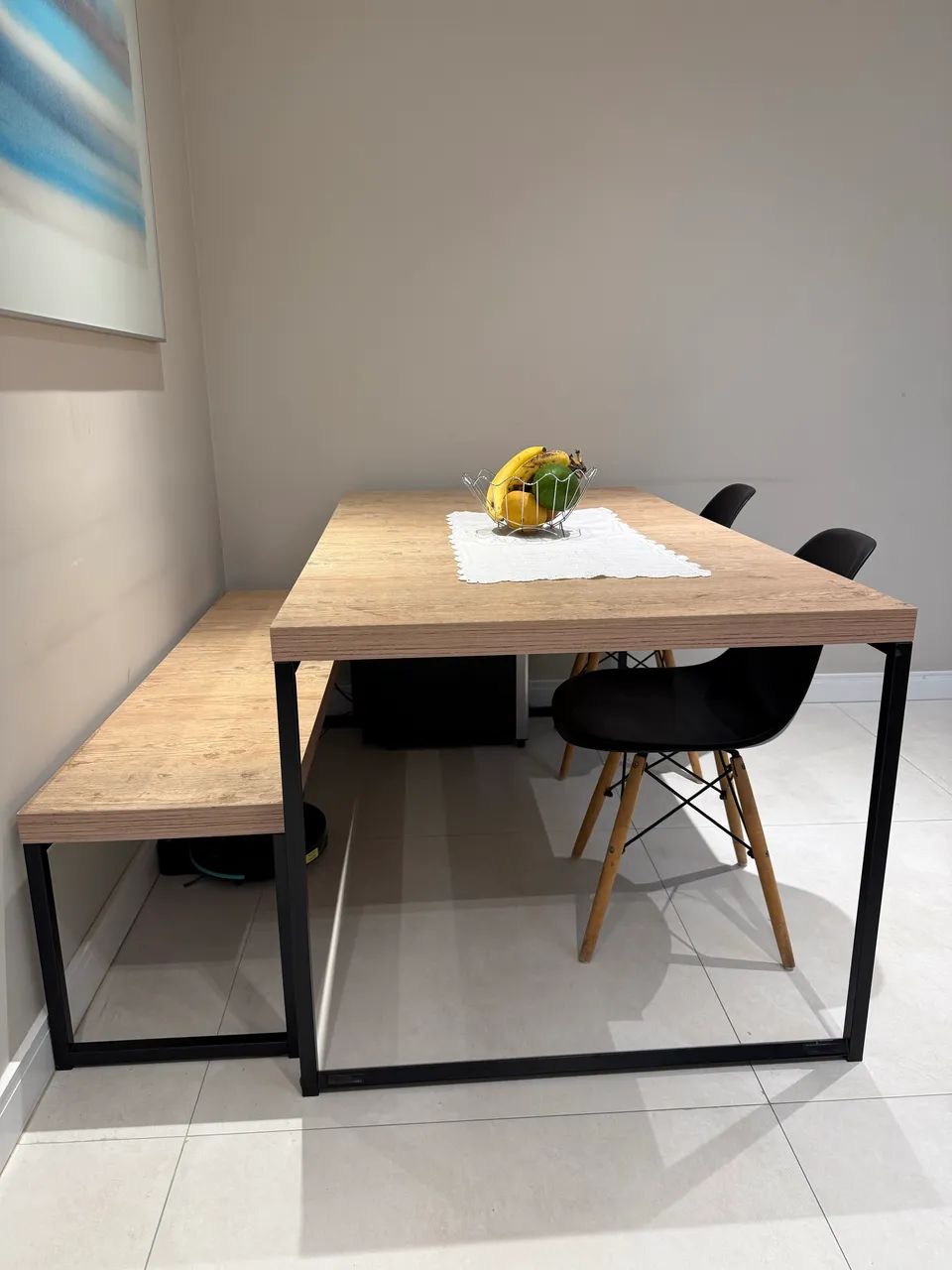 Mesa estilo industrial com banco e 2 cadeiras palito  - Foto 2