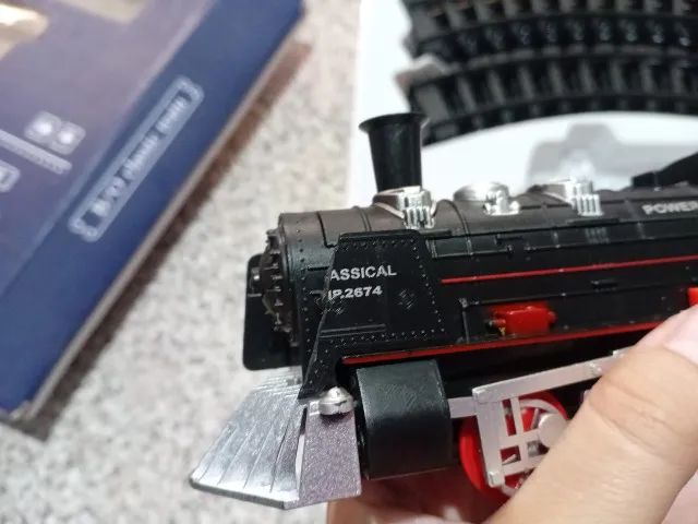 trem de brinquedo funcionando  - Foto 3