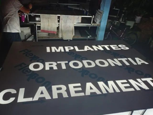 Comunicação Visual em Comércios e Lojas, em Acm - Lona - Acrílico - letras-caixas - led's - Foto 4