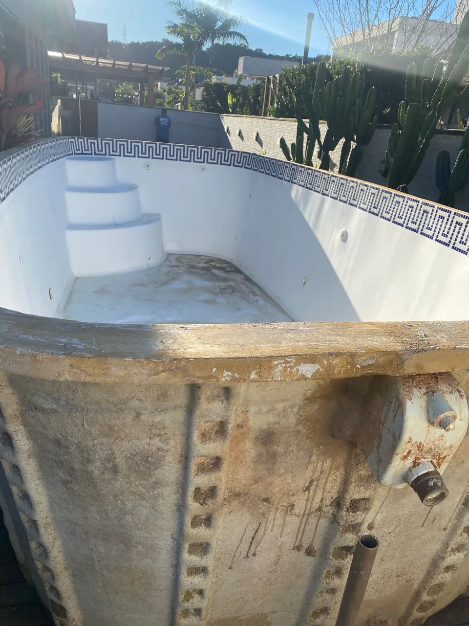 Vendo Piscina 6x3 Semi Pastilhada 