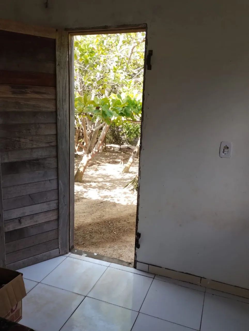Vendo casa próximo escolar, próximo da avenida principal  - Foto 3