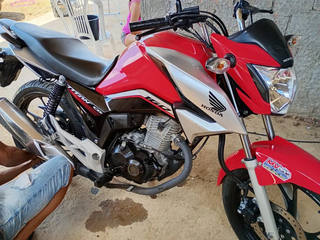 Moto conservada sem detalhes  - Foto 2