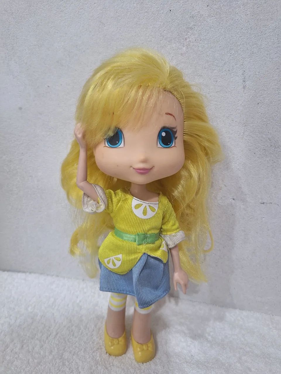 Boneca Moranguinho anos 2000 Limaozinho gotinha de Limão  - Foto 2