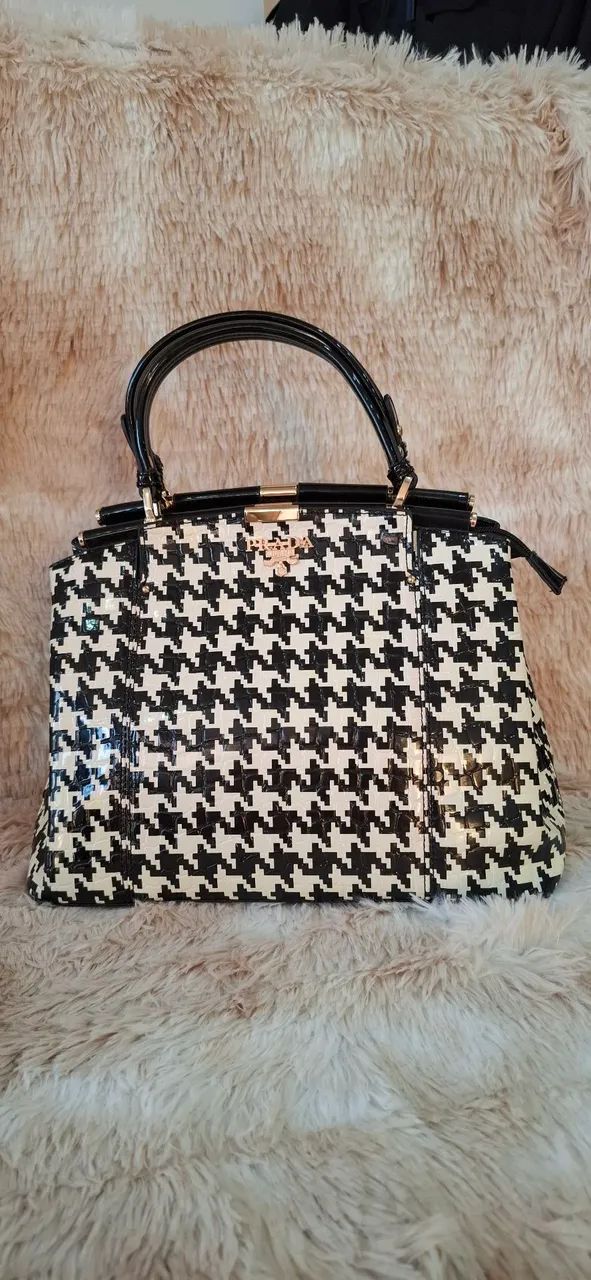 Bolsa prada preta e branca nova - Foto 3