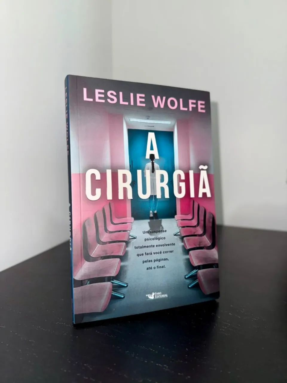 Livro: A Cirurgiã