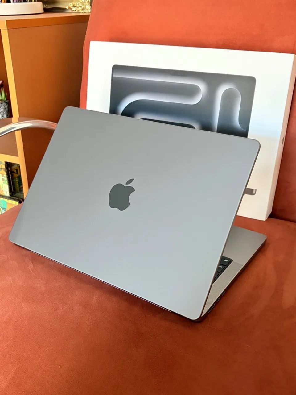 MacBook Pro M3 8/512 caixa bateria 100% - Notebooks - Bady Bassitt