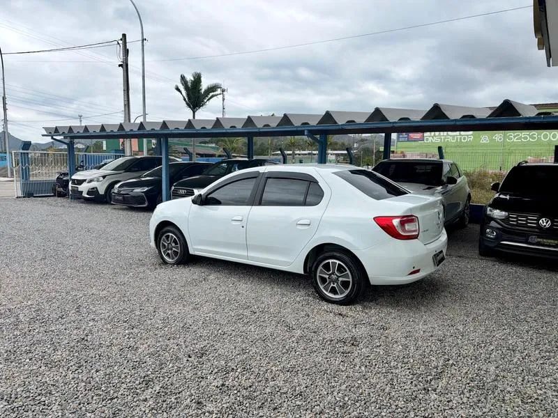 Renault Logan Expression Flex 1.6 16V 4P 2019 - Foto 5