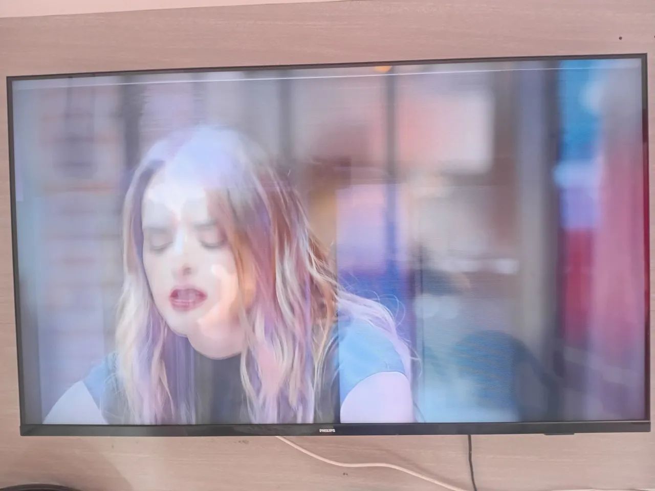 Vendo TV Philips 42 polegadas - Foto 4