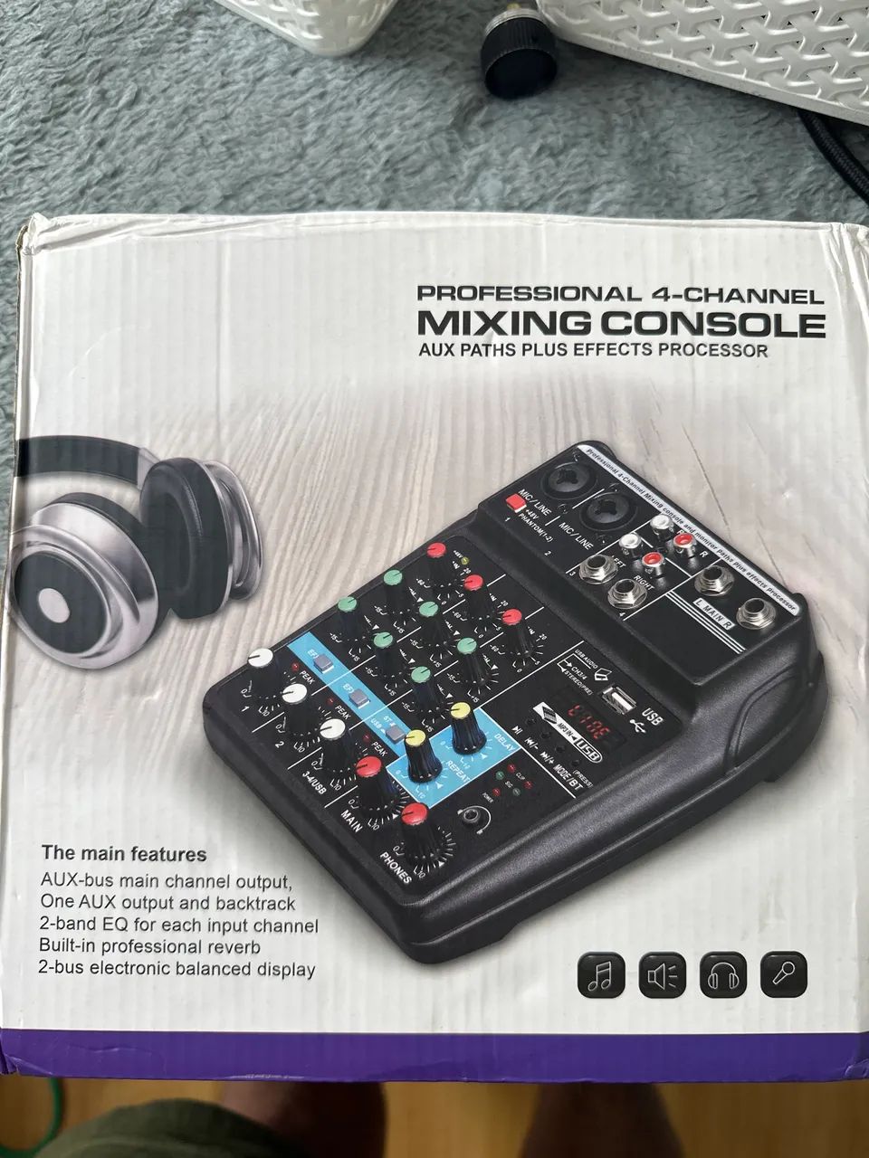 Mixing console