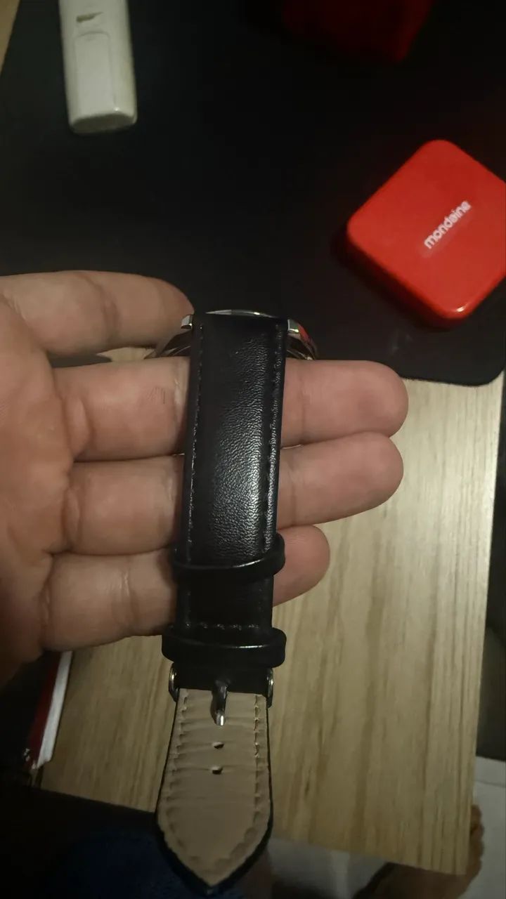 Relógio Mondaine prata com pulseira preta - 1 dia de uso e com garantia  - Foto 4