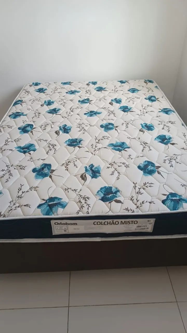 Cama box casal