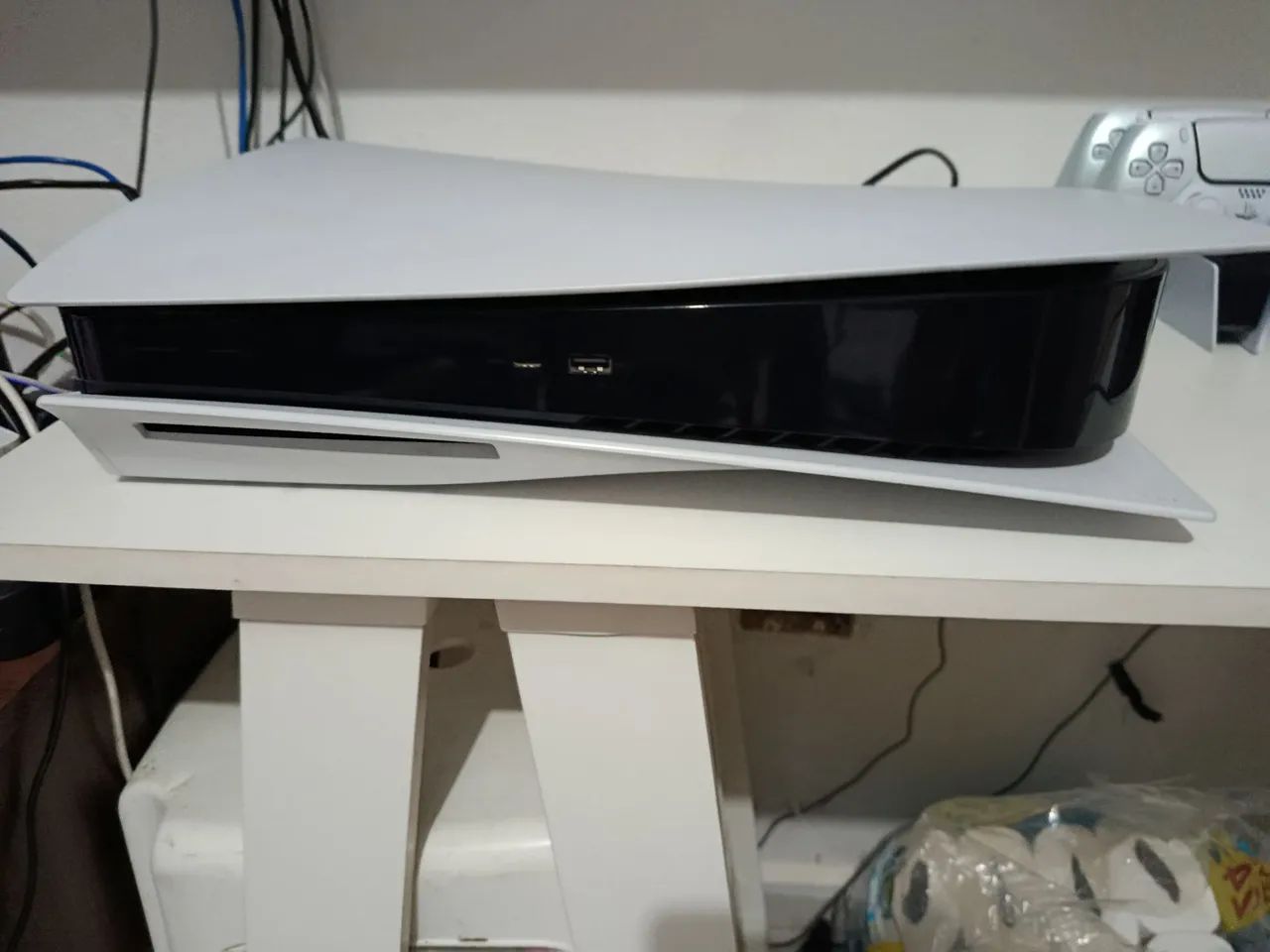 Vendo ou Troco por Swhitch 2 PS5 2 controlado mais carregador original e headset Redragon 