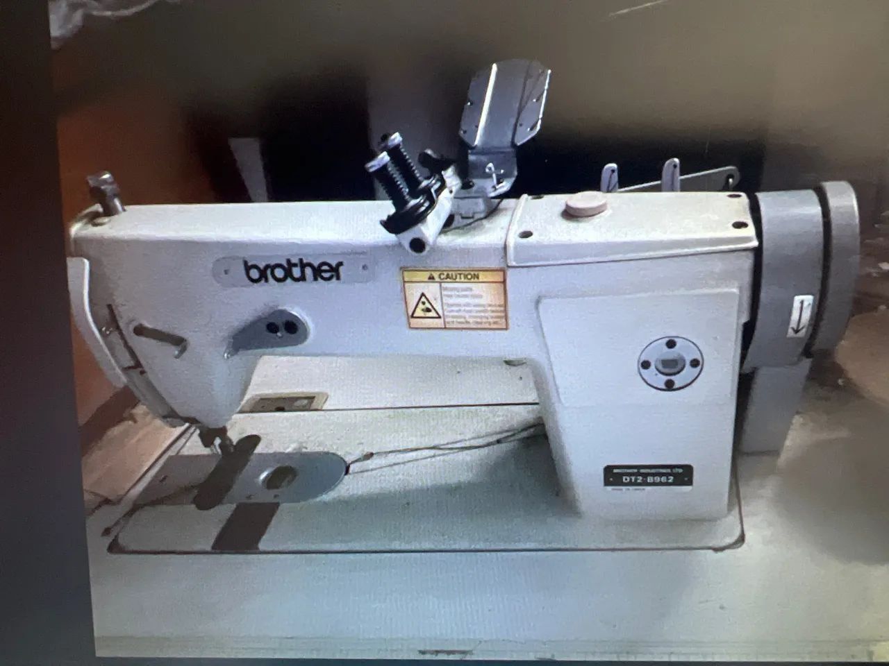 Maquina costura industrial