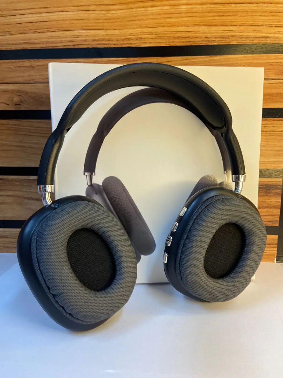 Fone de ouvido Headphone Bluetooth iOS Android P9 preto an6 - Foto 2