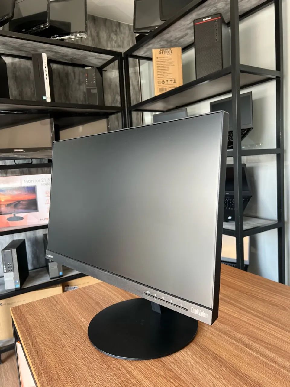 MONITOR LENOVO THINKVISION T23I-10 - 23 POLEGADAS FULL HD IPS  - Foto 2