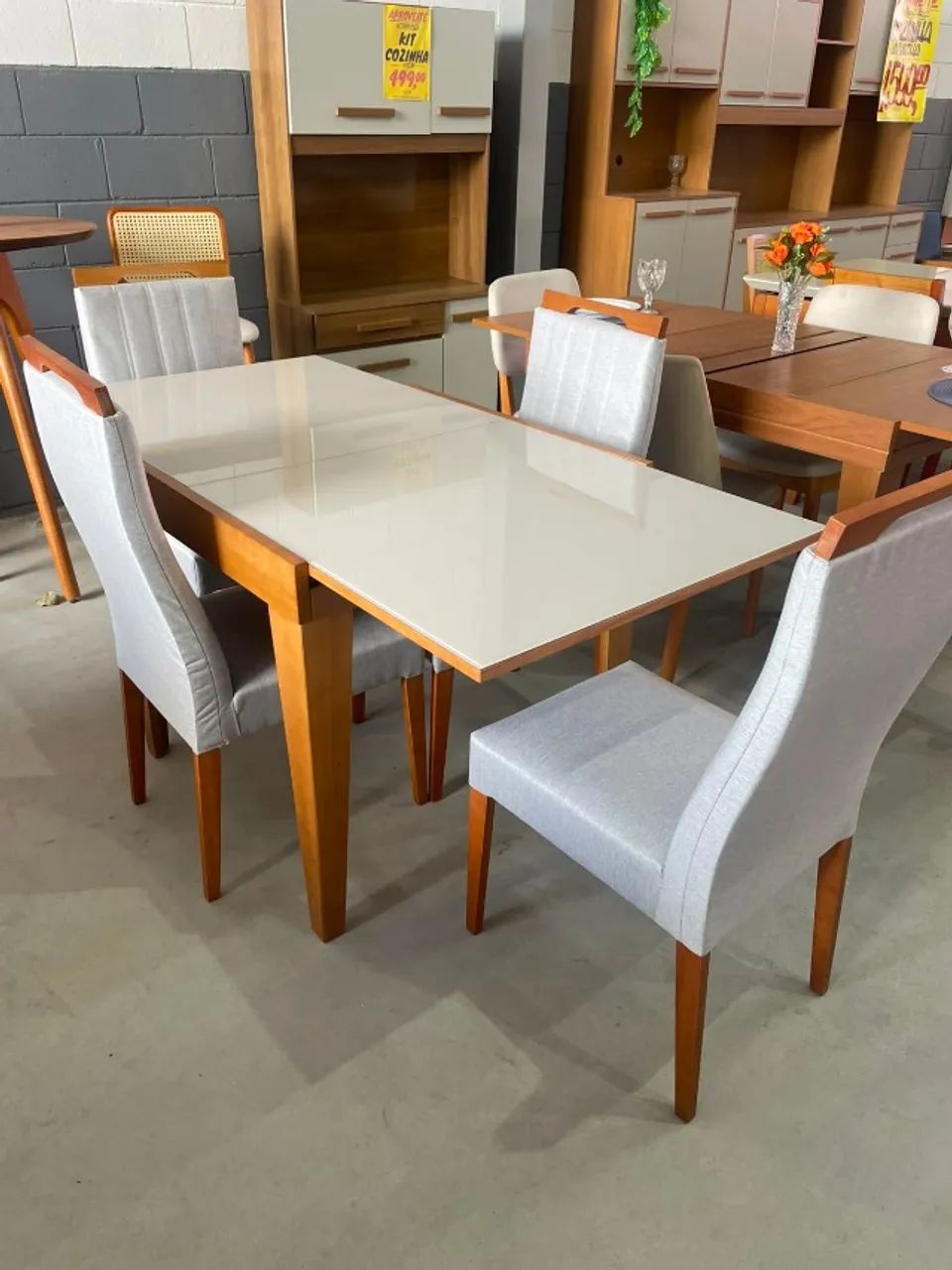 Mesa Extensiva com 4 Cadeiras linho cinza ÚLTIMA PEÇA