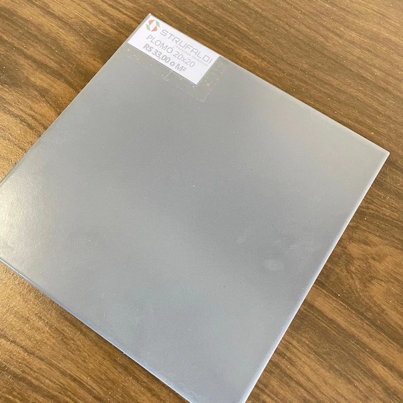 Pastilha Strufaldi Plomo 20x20 por R$33 o m² - Foto 3