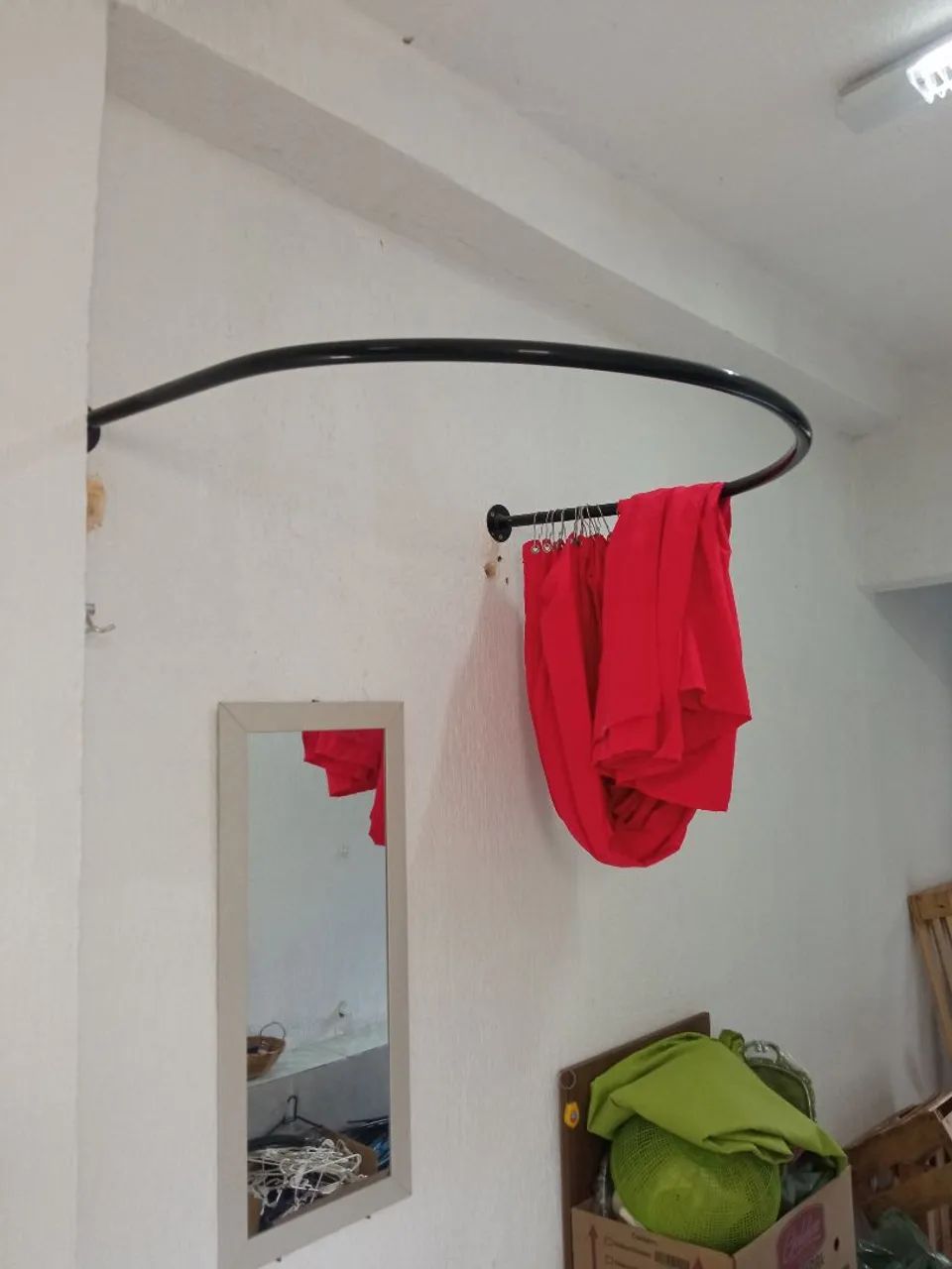 Araras, provador de roupa e espelho  - Foto 4