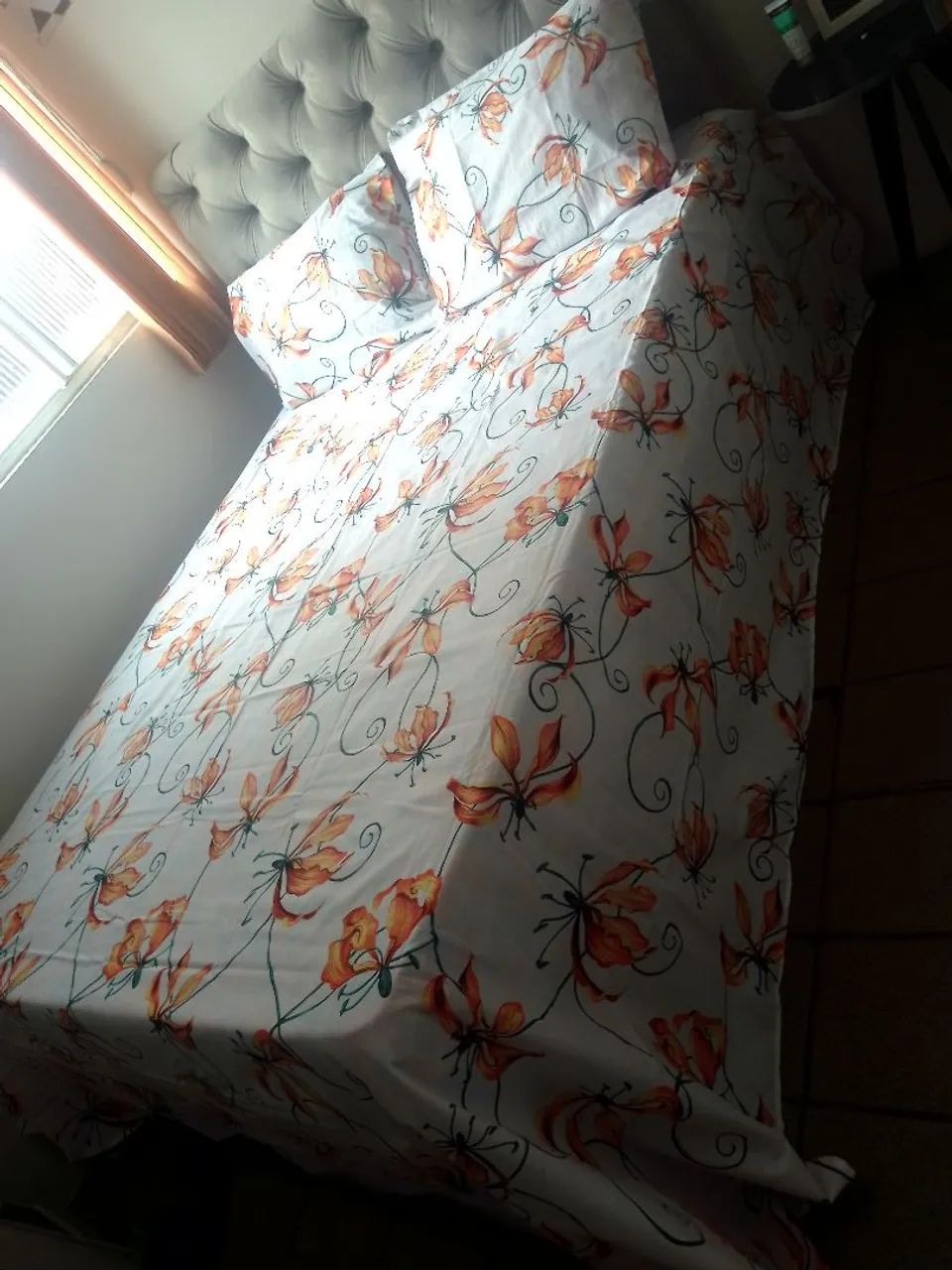 Cama box casal, só a cama 