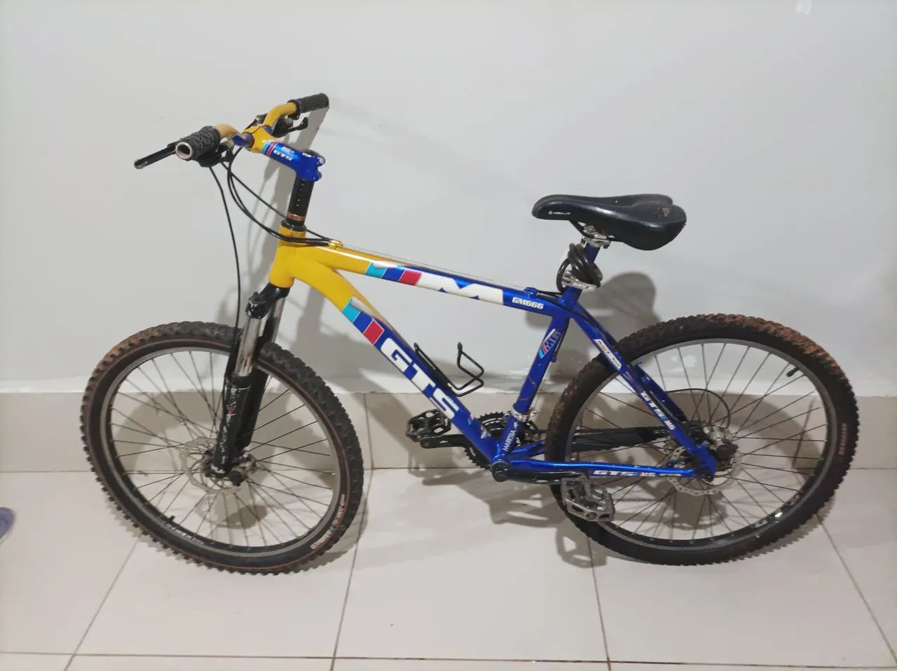 Vende se baike aro 26 