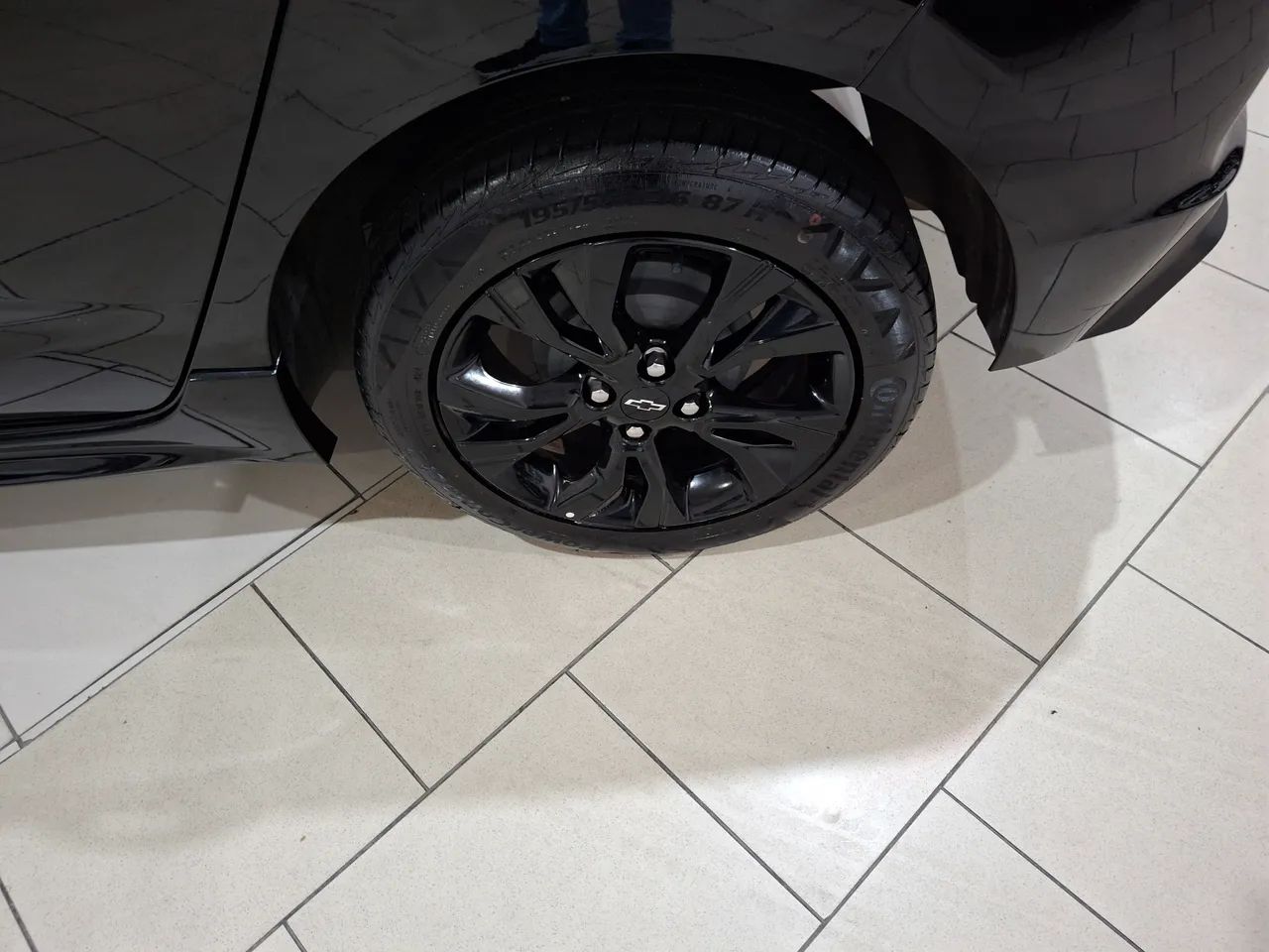 Chevrolet Onix RS 1.0 TB 12V Flex Aut. 4P, foto 8 de 10