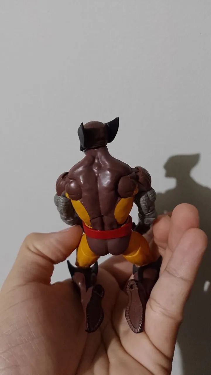 Wolverine Marvel Legends - Ninhada - Foto 3