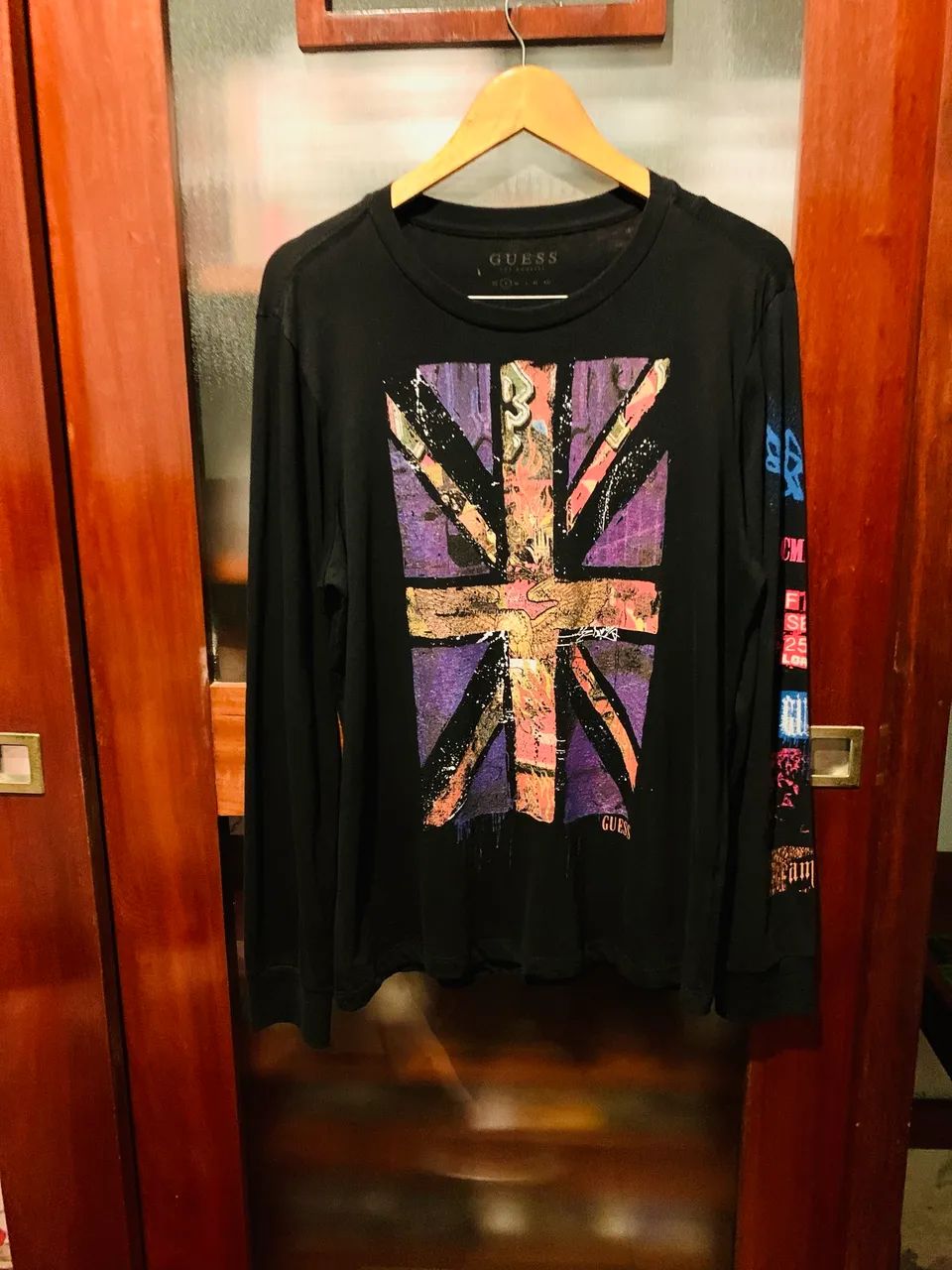 Camiseta manga longa da Guess nova TAM P - Foto 2