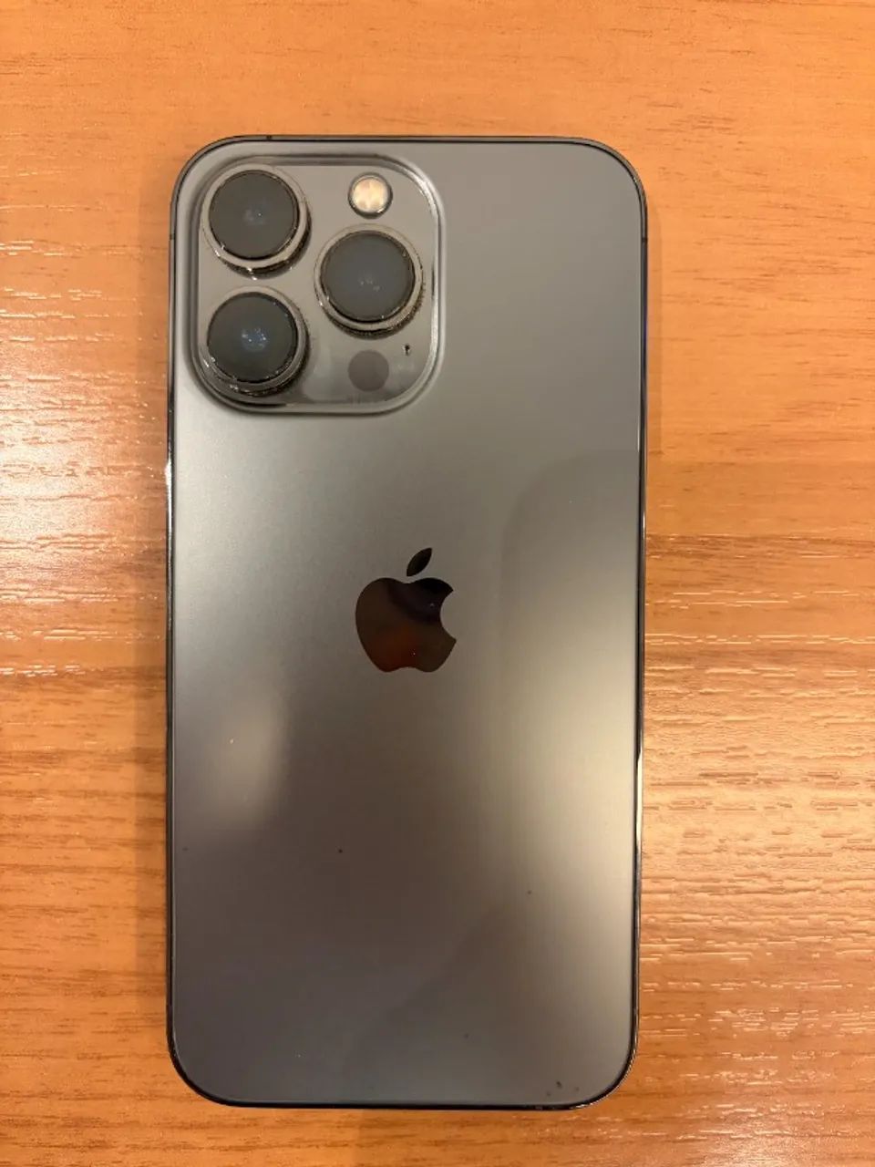Iphone 13 Pro 1TB grafite excelente estado de conservação/ bateria 77% - Foto 2