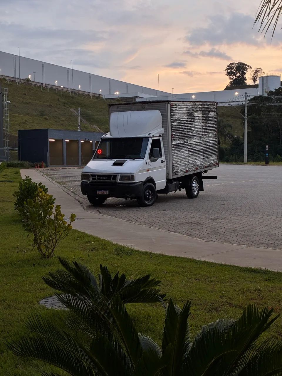 iveco documento tudo ok  caminhonete  - Foto 2