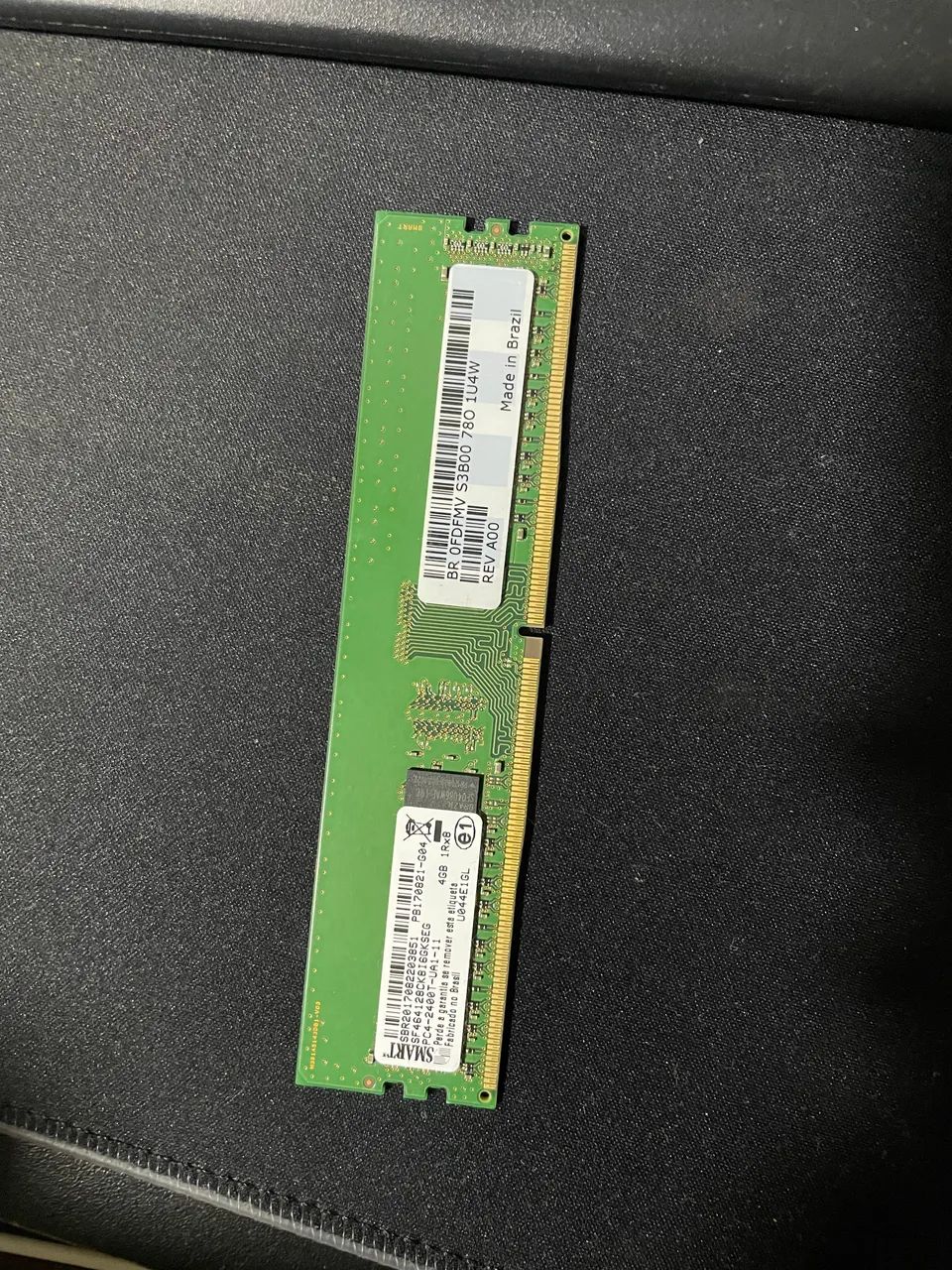 Memória ram 4GB DDR465704297529729122