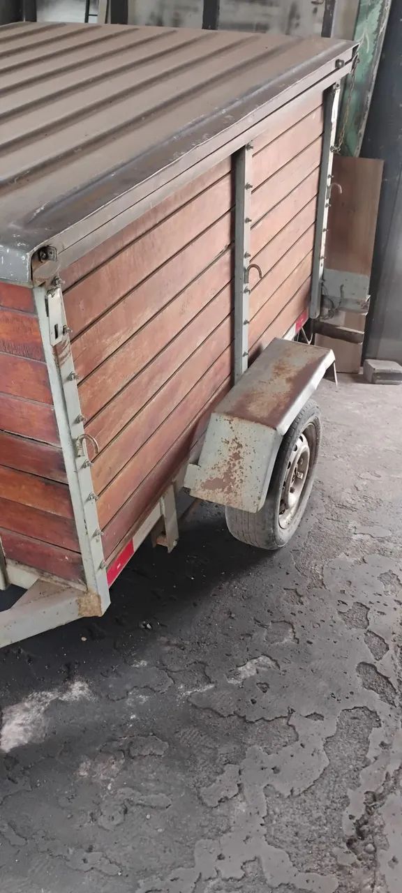 Vendo carrocinha 1 eixo 