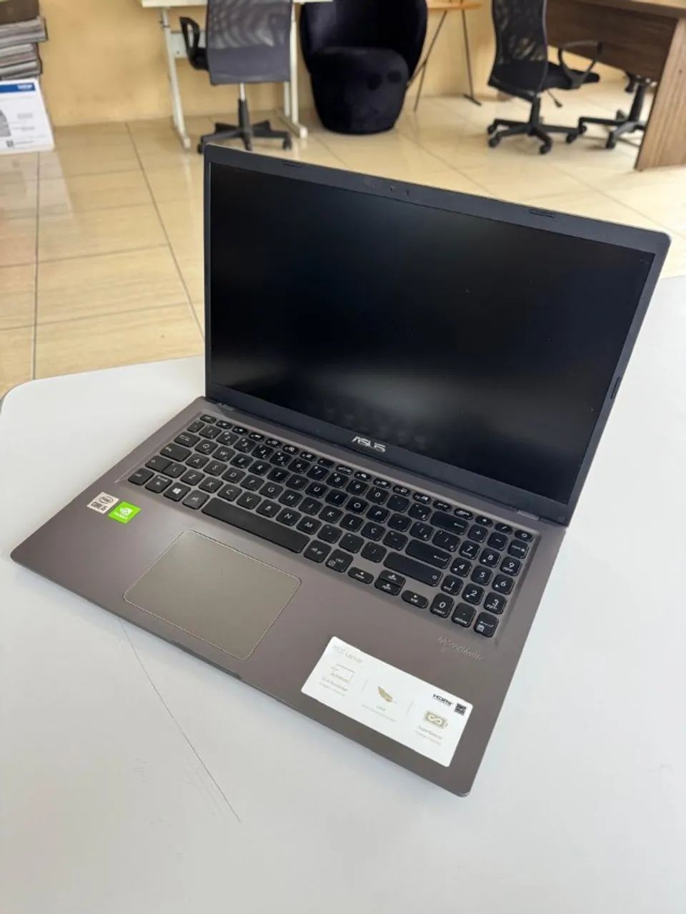 Notebook ASUS i5 + NVIDIA | 8 GB RAM | SSD 256 GB | Pouco usado