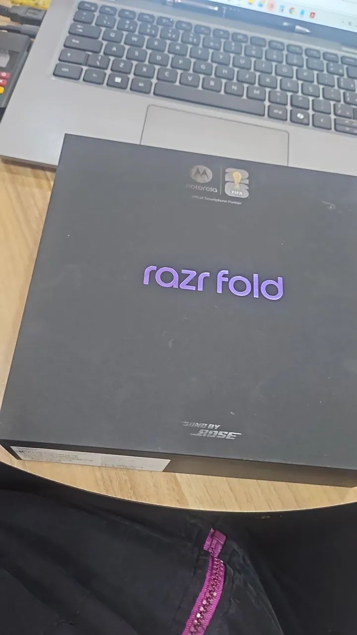 Razr fold 