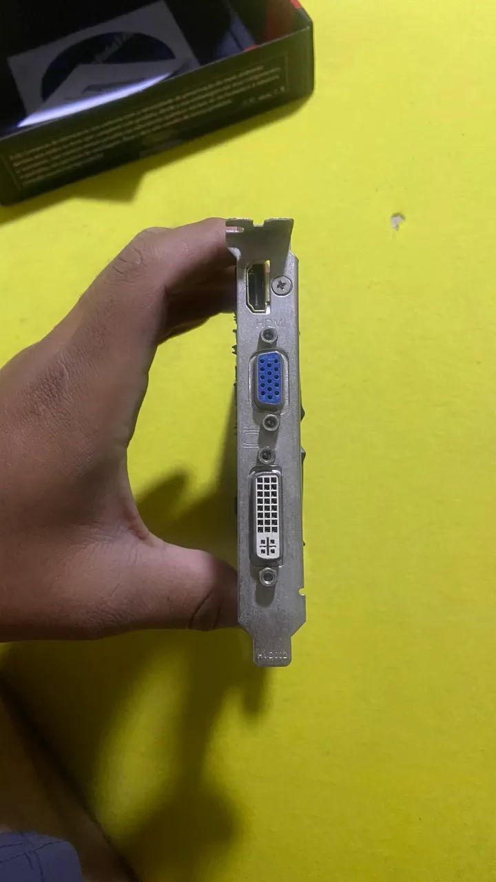 Vendo placa de vídeo GT 610
