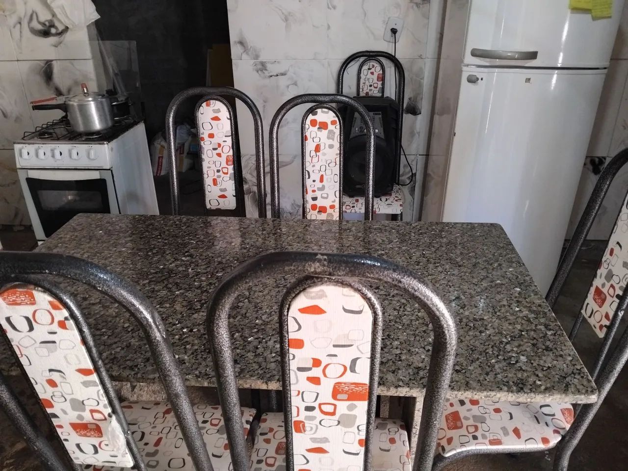 Mesa granito 6 cadeiras