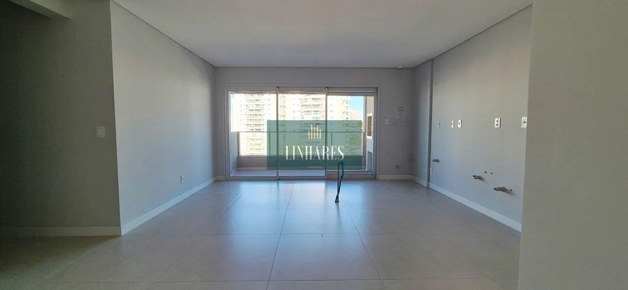 Apartamento em Barreiiros, São José/SC - Foto 2
