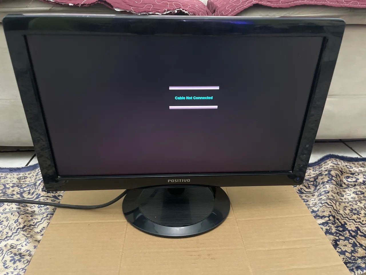 Monitor Positivo tela 18,5 polegadas funcionando 