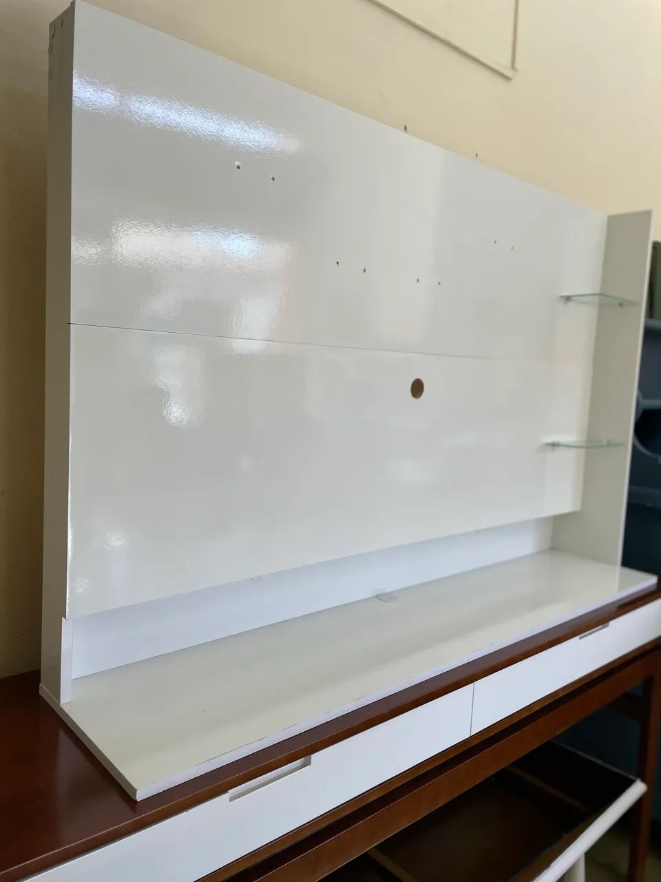 Painel de Televisão Moderno e Pratico 