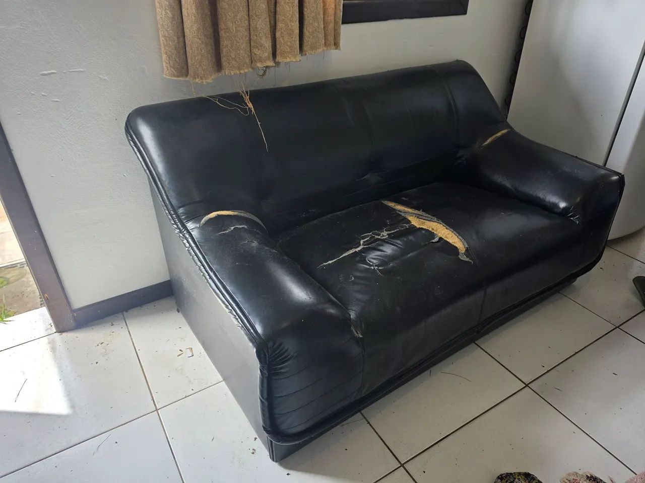 Doação de Sofá 2 lugares - Foto 2