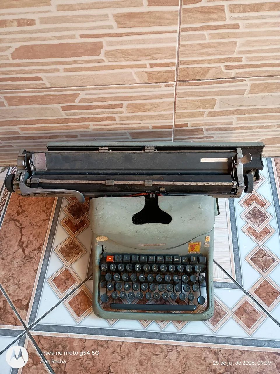 Máquina de escrever antiga  - Foto 2