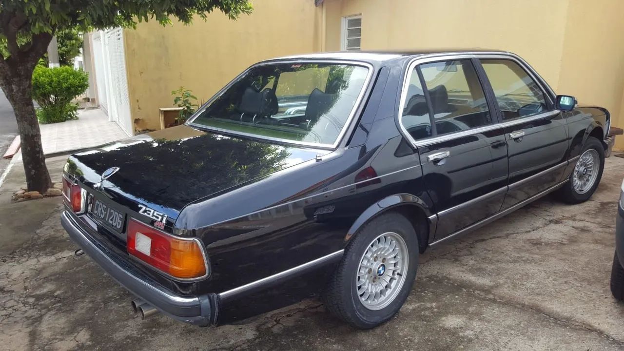 BMW 735I/IA 3.5 32V 1982