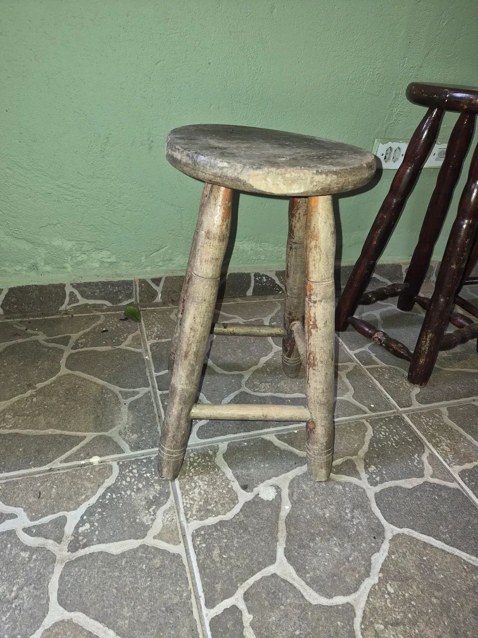 Banquetas de madeira - Foto 2