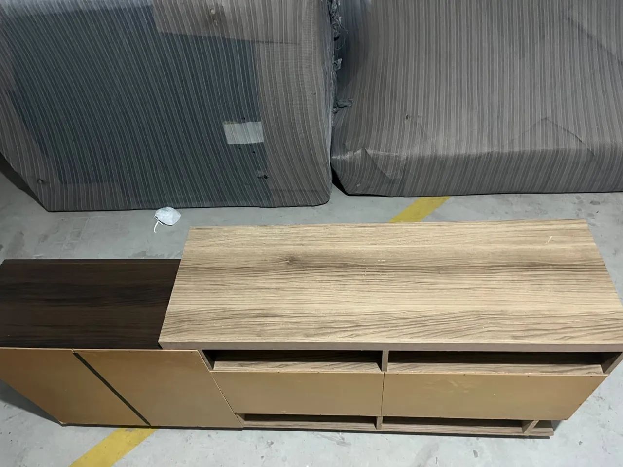 ? VENDE-SE MÓVEIS DE SALA - PAINEL + 2 RACKS + MESA DE CENTRO - Foto 3