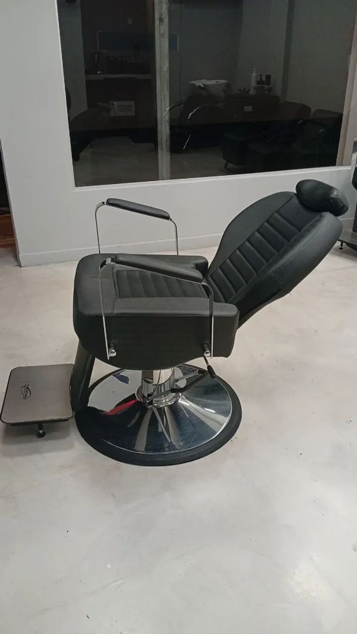Cadeira poltrona barbeiro salão 