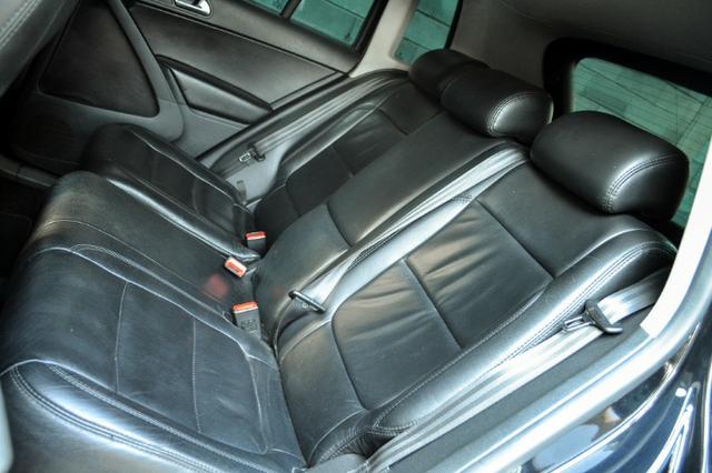 VW Tiguan - Impecável - Bancos em couro + Park Assist - 2010 - Foto 11