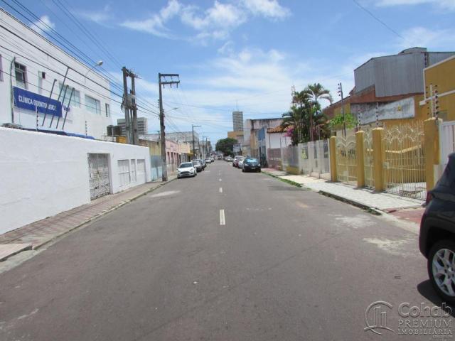 Casa na rua divina pastora no centro com +-330m² - Foto 13