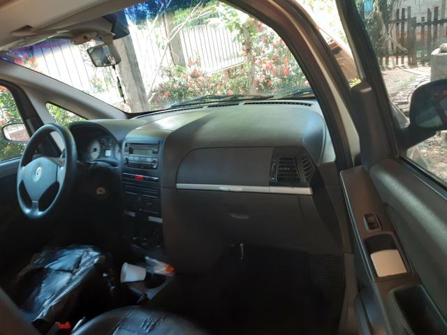 Vendo este carro ideia 2008 - Foto 3